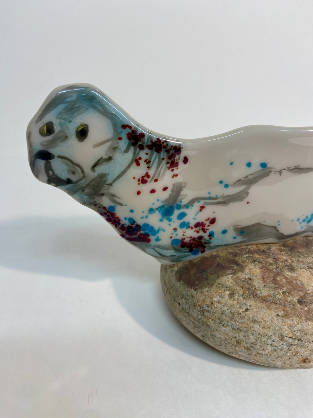 Cream-seal-icle
